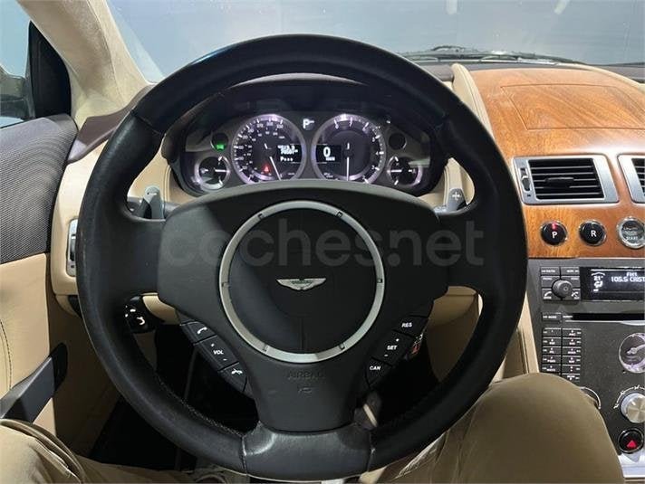 Steering wheel and instruments
